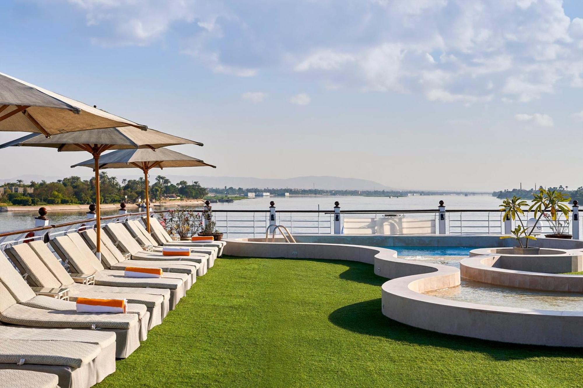 Moevenpick Royal Lotus Nile Cruise, Every Monday Four Nights From Luxor, Every Friday Three Nights From Aswan - Including Excursions & Sightseeing Exterior photo